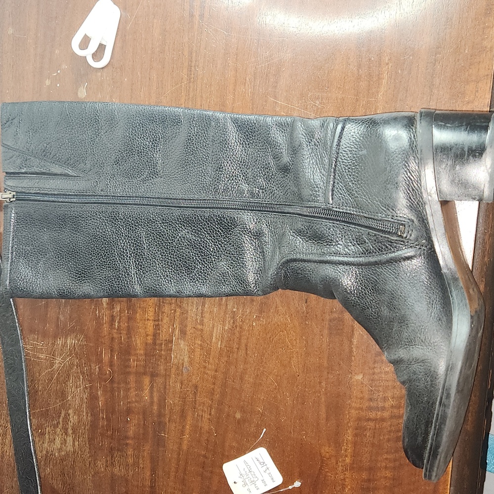 Black Boots size 8 vintage pre owned - Picture 5 of 12